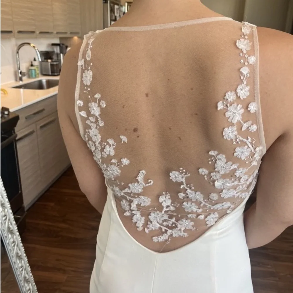 NWT Amsale Donna Wedding Dress - Never Worn (Kleinfeld Bridal) - Size 8 (US 6) - Picture 7 of 9